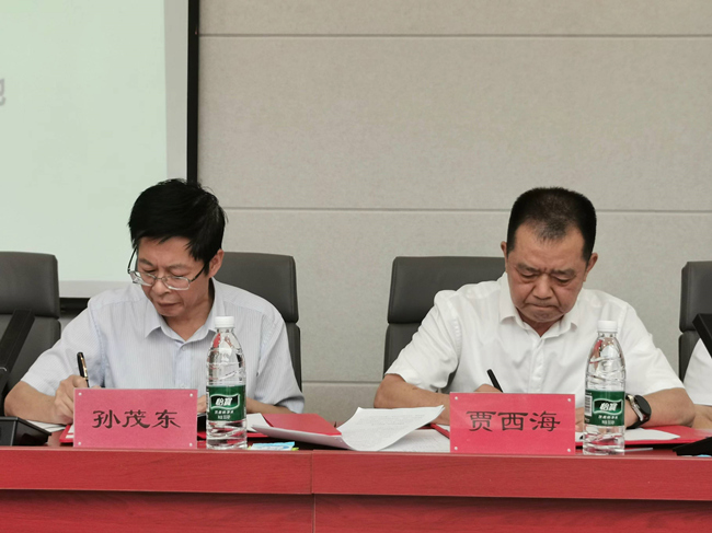 陜西省消防協(xié)會消防安全教育培訓(xùn)基地在陜西省機(jī)械高級技工學(xué)校掛牌